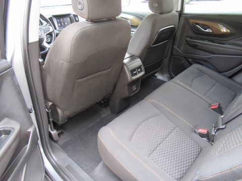 Used 2021 GMC Terrain AWD SLE image 20