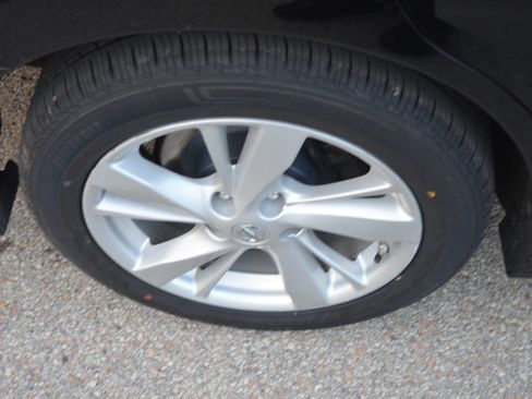 Used 2015 Nissan Altima 2.5 SV image 24