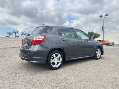 Used 2009 Toyota Matrix S FWD image 9