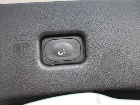 Used 2016 Lincoln MKX Reserve image 15