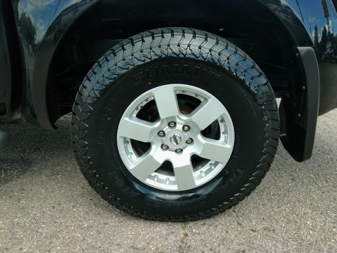 Used 2007 Nissan Frontier 4x4 Crew Cab NISMO image 20