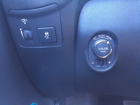 Used 2011 Kia Soul + image 24