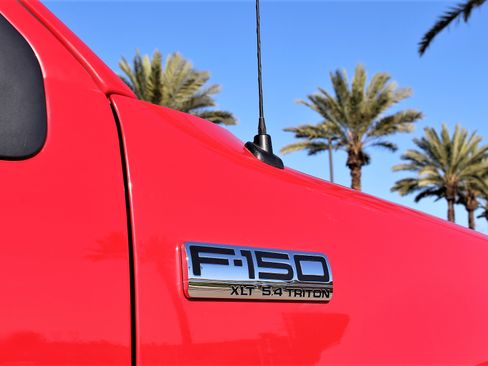 Used 2006 Ford F150 XLT image 5