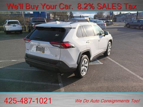 Used 2020 Toyota RAV4 LE AWD/4WD image 7