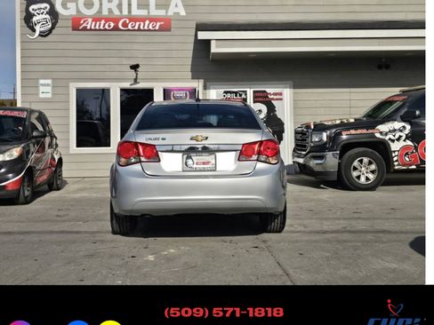 Used 2011 Chevrolet Cruze Eco image 6