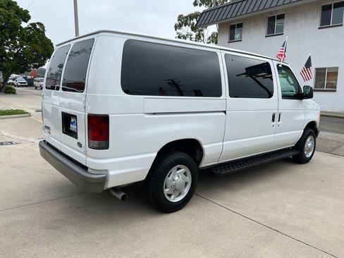 Used 2007 Ford E-350 and Econoline 350 XL image 4
