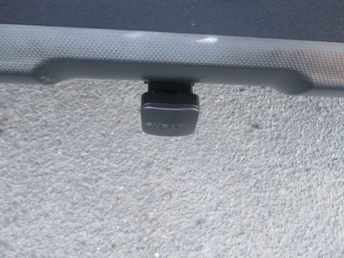 Used 2017 Subaru Outback 2.5i Premium image 11