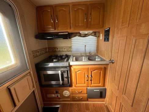 Used 2007 Ford E-450 and Econoline 450 image 4