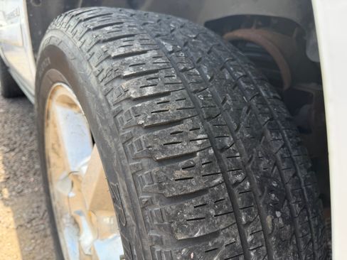 Used 2008 Chevrolet Suburban image 19