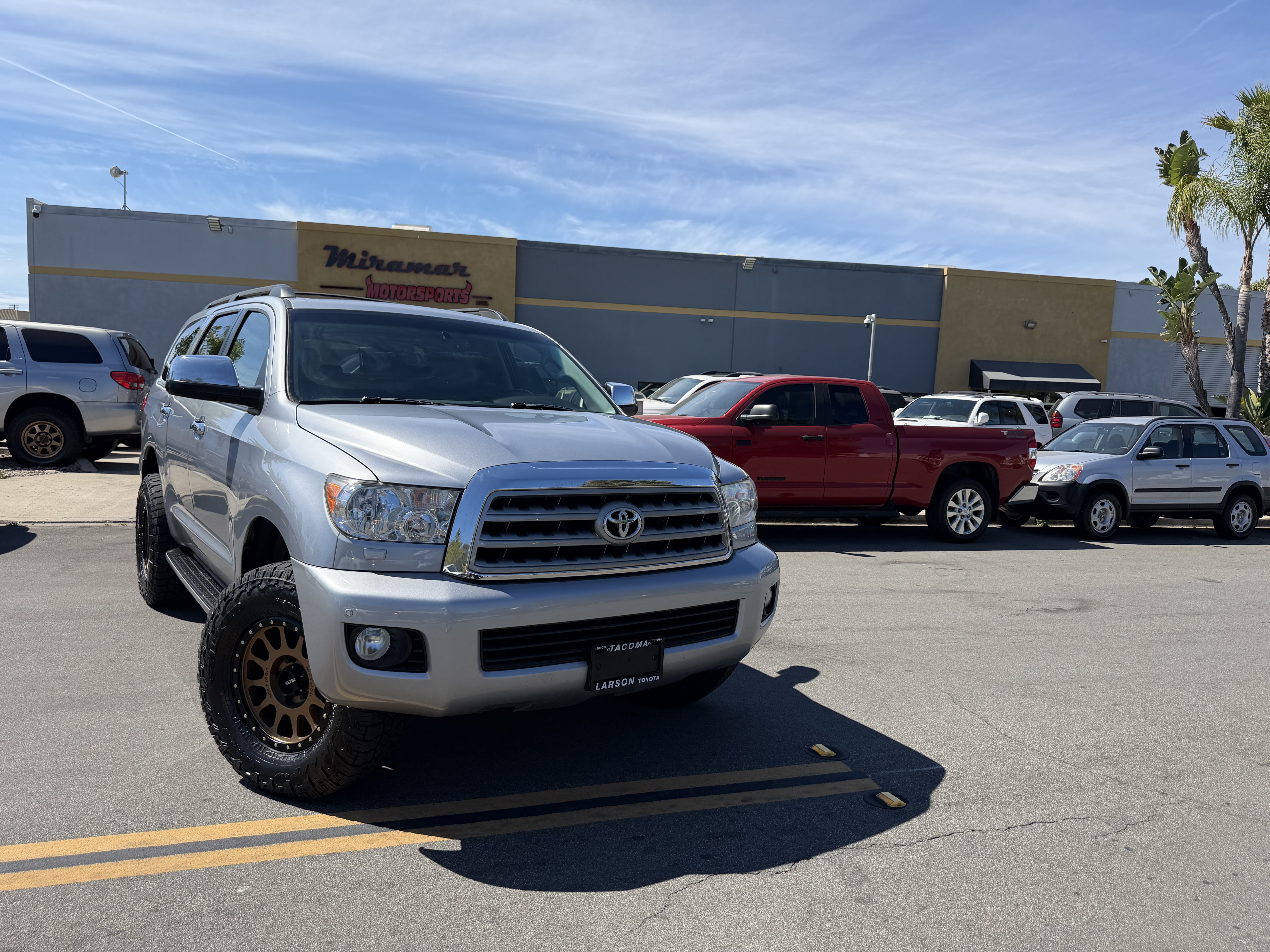 Used 2011 Toyota Sequoia Limited AWD/4WD image 1