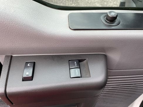 Used 2015 Ford F450 image 12