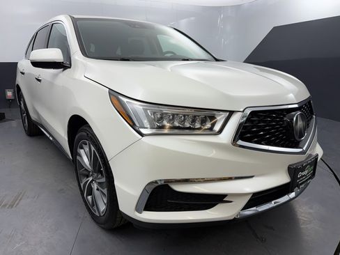 Used 2019 Acura MDX image 11