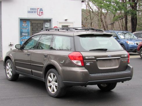 Used 2009 Subaru Outback 2.5i Premium image 6