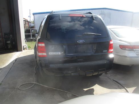 Used 2012 Ford Escape XLT image 5