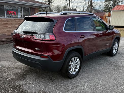 Used 2019 Jeep Cherokee Latitude image 3
