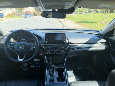 Used 2021 Honda Accord 1.5T Sport Special Edition image 16