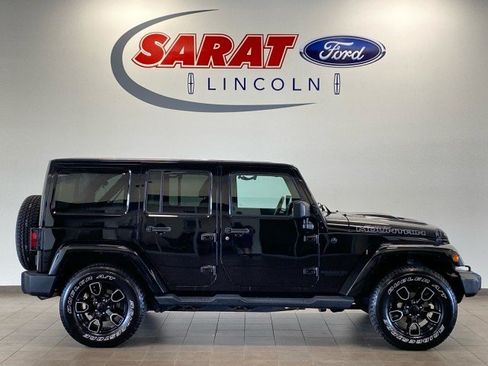 Used 2017 Jeep Wrangler Unlimited Sahara AWD/4WD image 1