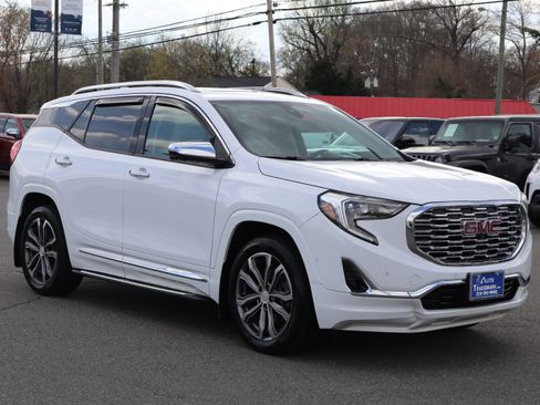 Used 2019 GMC Terrain Denali image 8