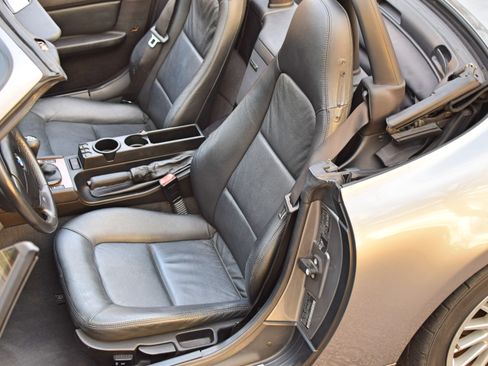 Used 2002 BMW Z3 3.0i image 34