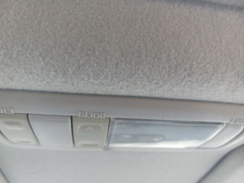 Used 2006 Toyota Matrix XR image 28