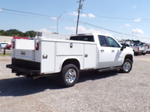 Used 2020 Chevrolet Silverado 2500 LT image 4