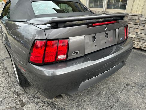 Used 2003 Ford Mustang GT Premium image 8