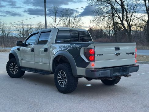 Used 2013 Ford F150 SVT Raptor image 5