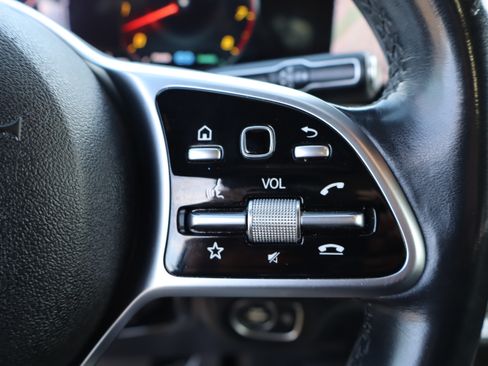 Used 2020 Mercedes-Benz GLE 450 image 25