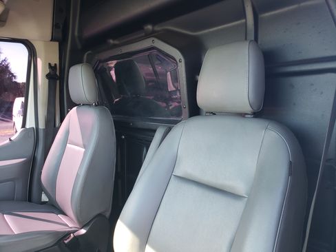 Used 2019 Ford Transit 250 image 13