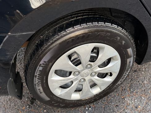 Used 2016 Hyundai Accent SE image 38