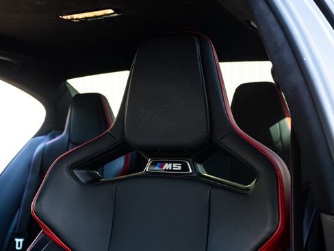 Used 2022 BMW M5 CS image 24