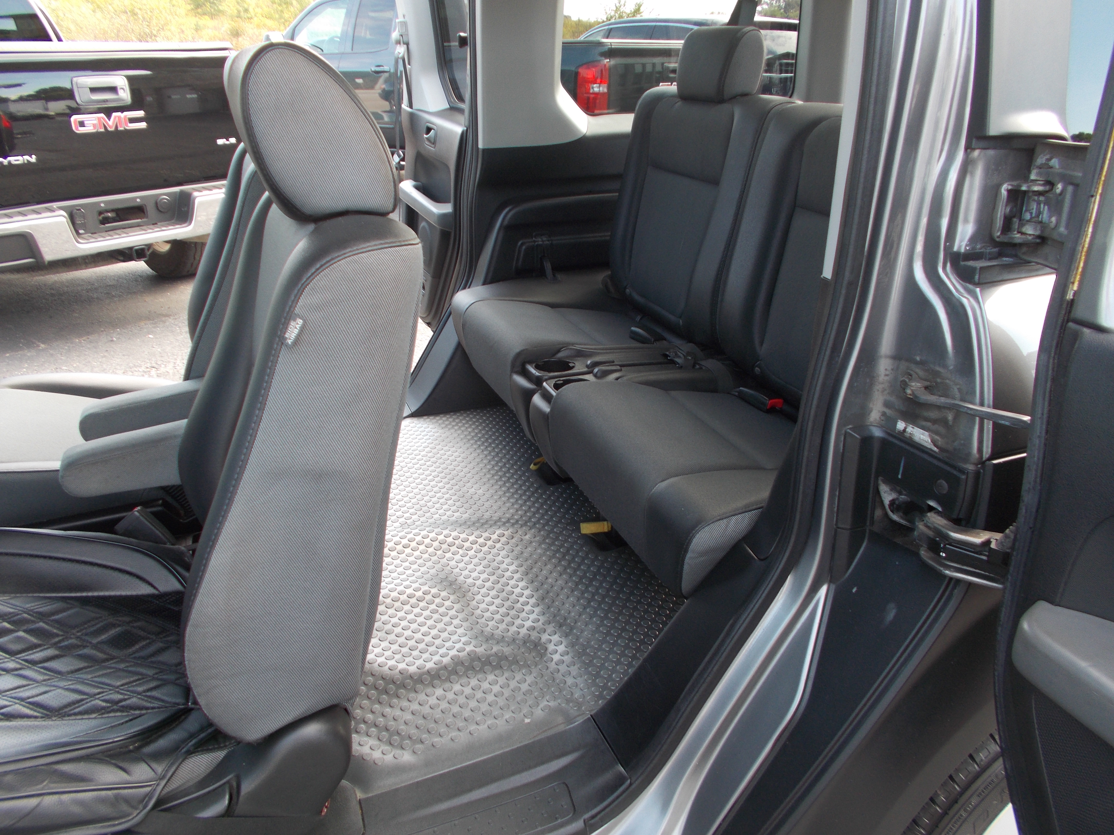 Used 2005 Honda Element 4WD EX image 19