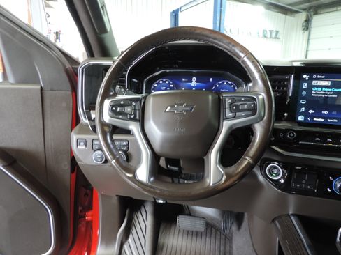 Used 2022 Chevrolet Silverado 1500 4x4 Crew Cab LT Trail Boss image 40