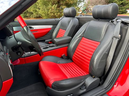 Used 2002 Ford Thunderbird image 42