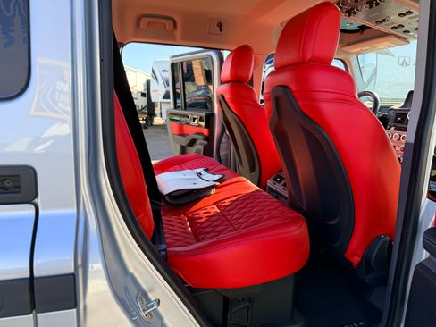 Used 2024 INEOS Grenadier Trialmaster Edition image 14