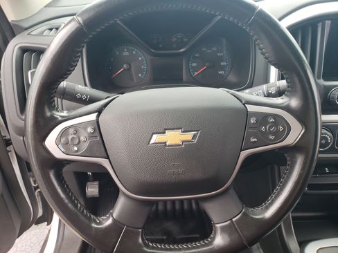 Used 2022 Chevrolet Colorado W/T image 10
