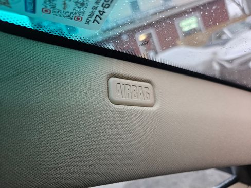 Used 2007 BMW 530xi image 39