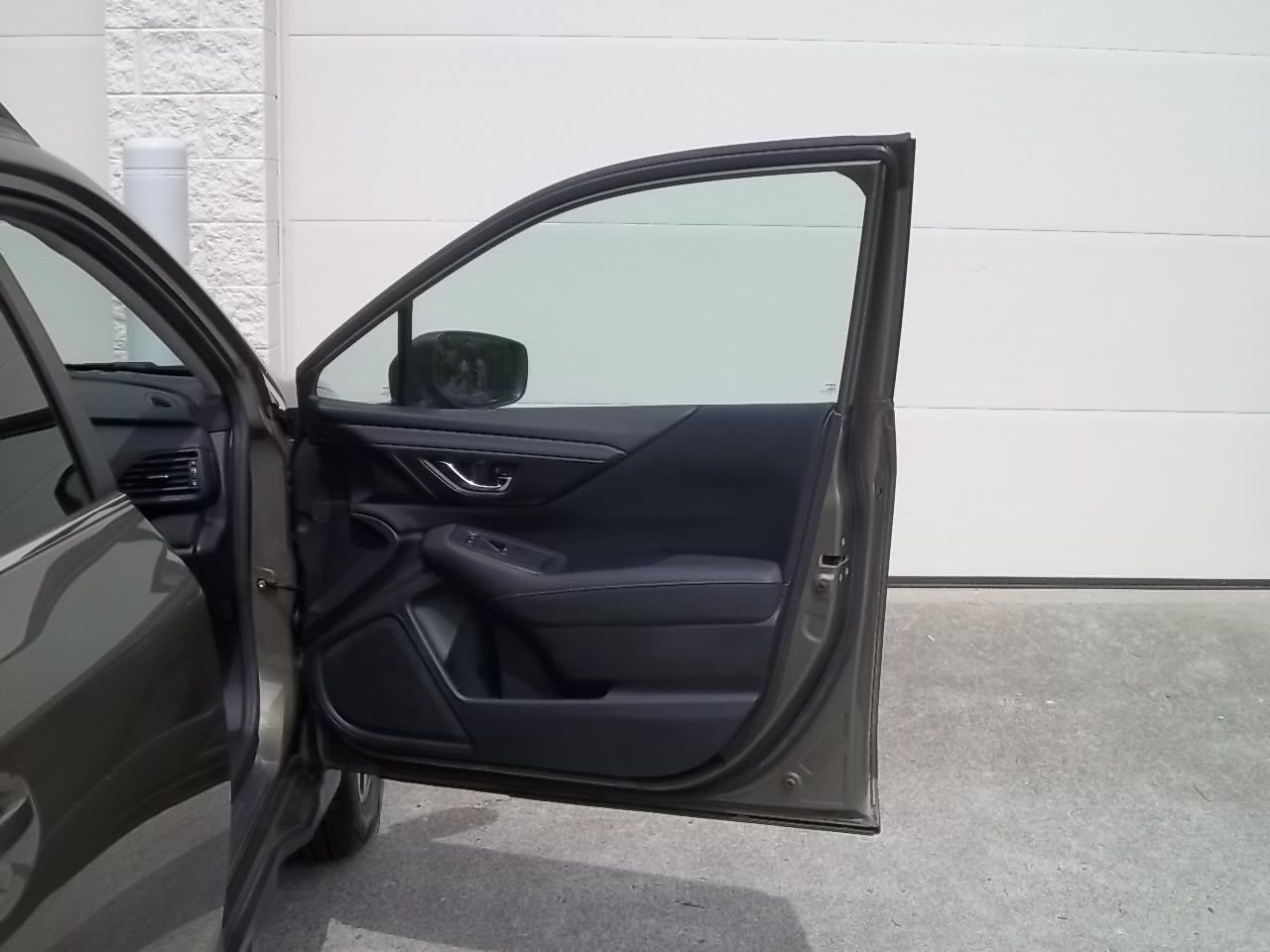 Used 2020 Subaru Outback Premium AWD/4WD image 19