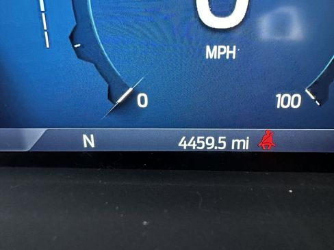 Used 2024 Ford F250 Lariat w/ Sport Appearance Package image 9