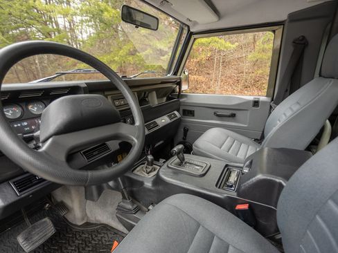 Used 1997 Land Rover Defender 90 image 10
