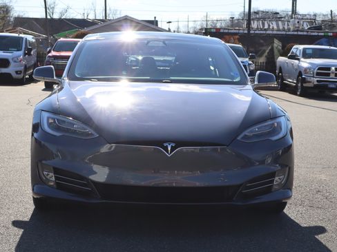 Used 2018 Tesla Model S 100D image 3