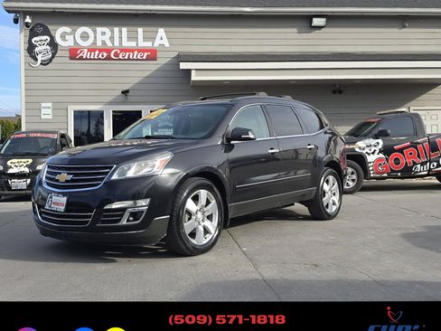 Used 2015 Chevrolet Traverse LTZ image 2