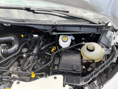 Used 2022 Ford Transit 250 image 26