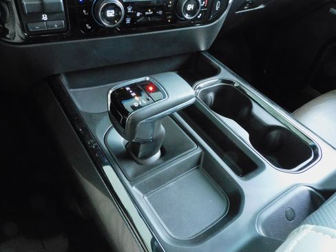 Used 2024 Chevrolet Silverado 1500 ZR2 image 40