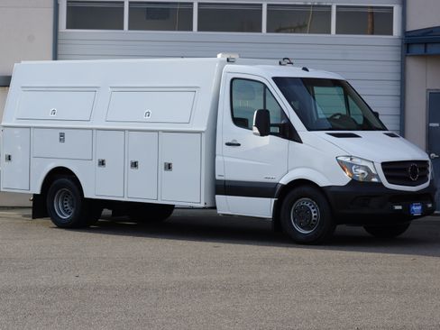 Used 2016 Mercedes-Benz Sprinter 3500 image 3