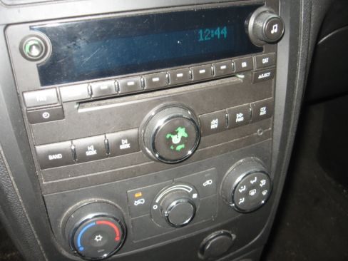 Used 2009 Chevrolet HHR LS image 10