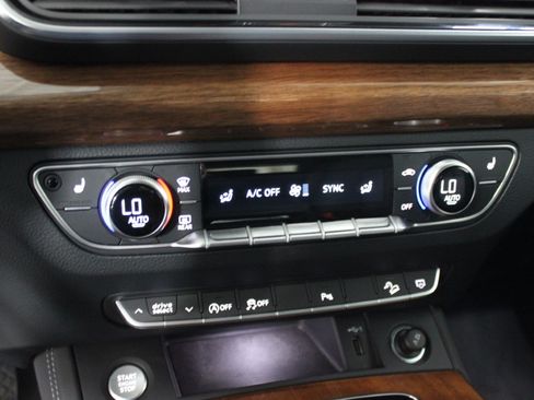 Used 2022 Audi Q5 2.0T Premium Plus image 35