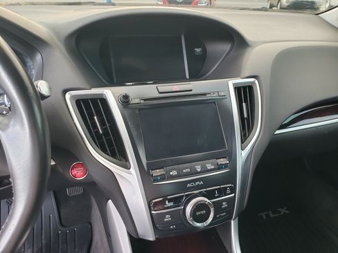 Used 2015 Acura TLX FWD image 10
