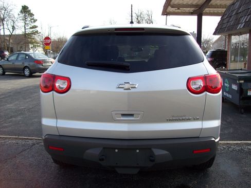 Used 2012 Chevrolet Traverse LS image 6