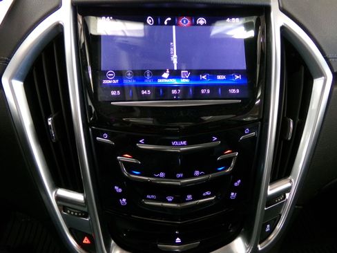Used 2015 Cadillac SRX Premium image 18